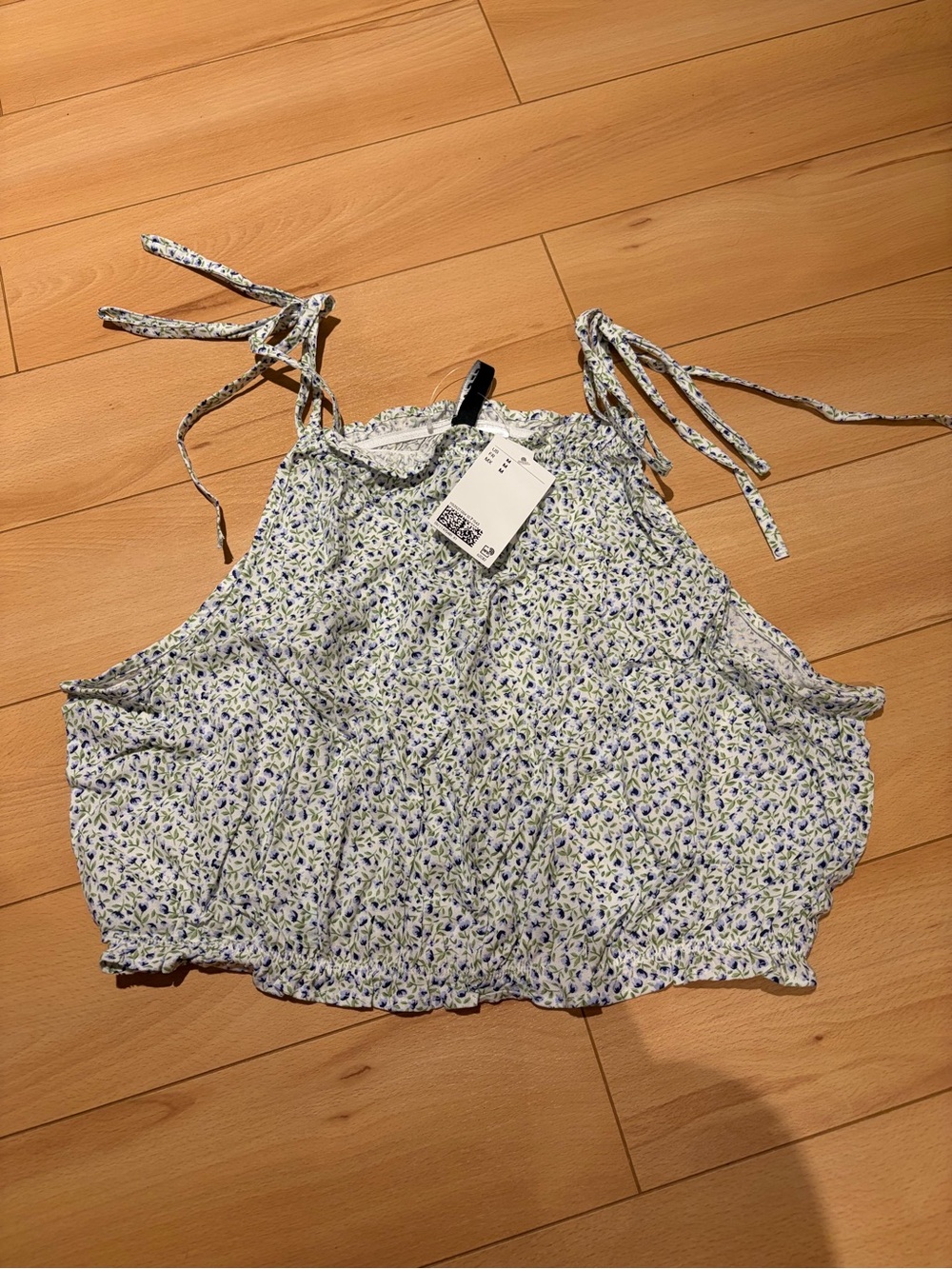 H&M White Camisole with Blue Floral Print and Tie Straps